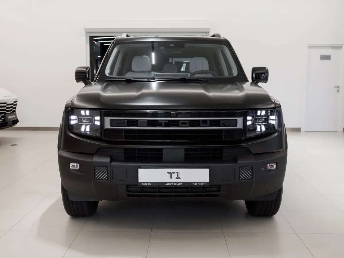 JETOUR T1 2.0T AT 4WD (245 л.с.) Лимитированная серия Черный в АВИЛОН. Слайд №4