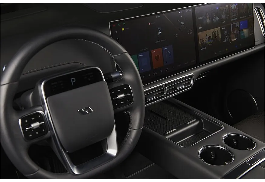 Li Auto L9 1.5 AT 4WD (449 л.с.) Ultra Черный в АВИЛОН. Слайд №10