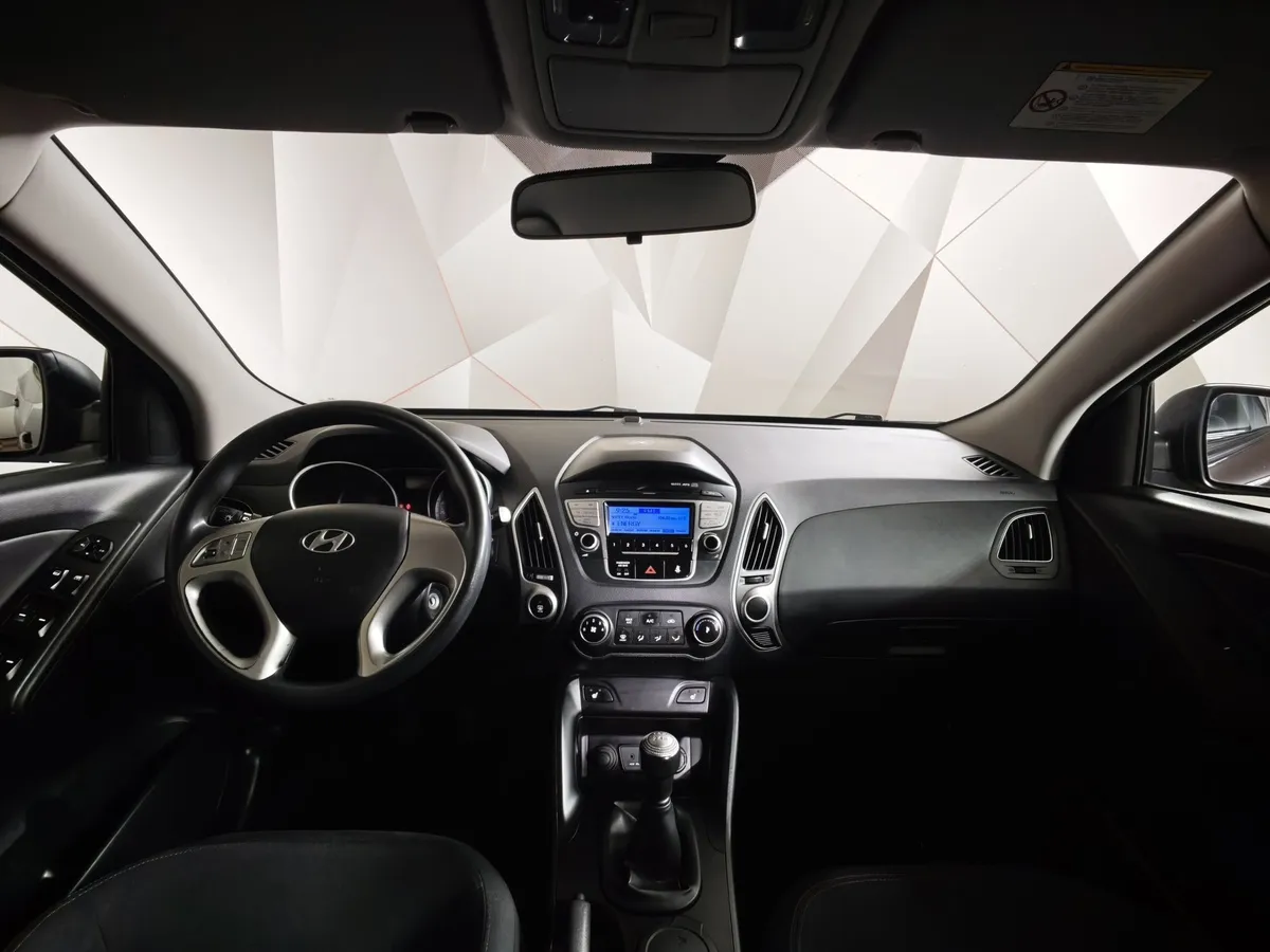 Hyundai ix35 2.0 MT 2WD (150 л.с.) Classic Коричневый в АВИЛОН. Слайд №14