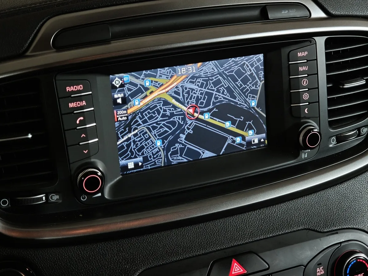 Kia Sorento 2.2 D AT AWD (5 мест) (200 л.с.) Prestige Серый в АВИЛОН. Слайд №21