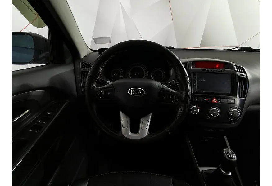 АВИЛОН - Kia Ceed 1.6 MT (122 л.с.) Серебристый - slide 11