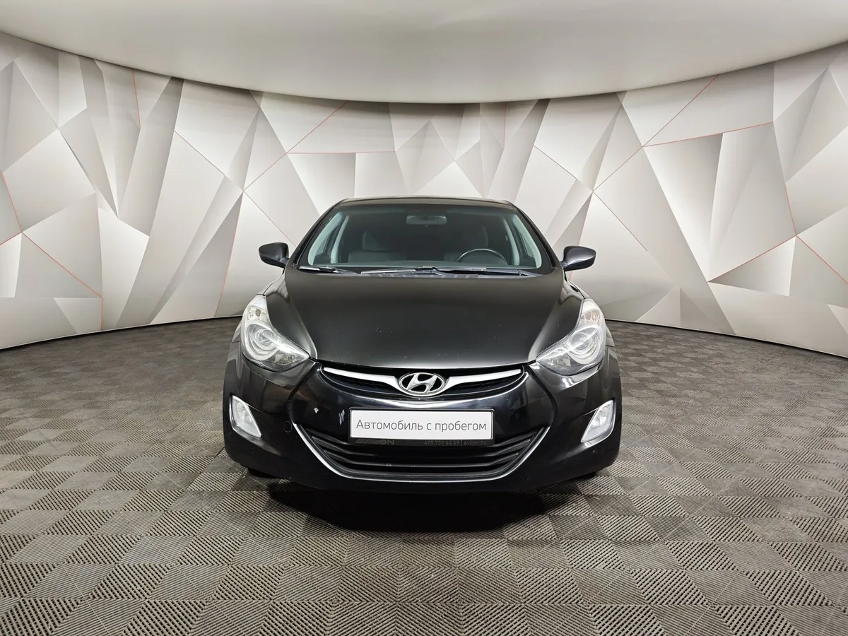 Hyundai Elantra 1.6 MT (132 л.с.) Comfort Черный в АВИЛОН. Слайд №7