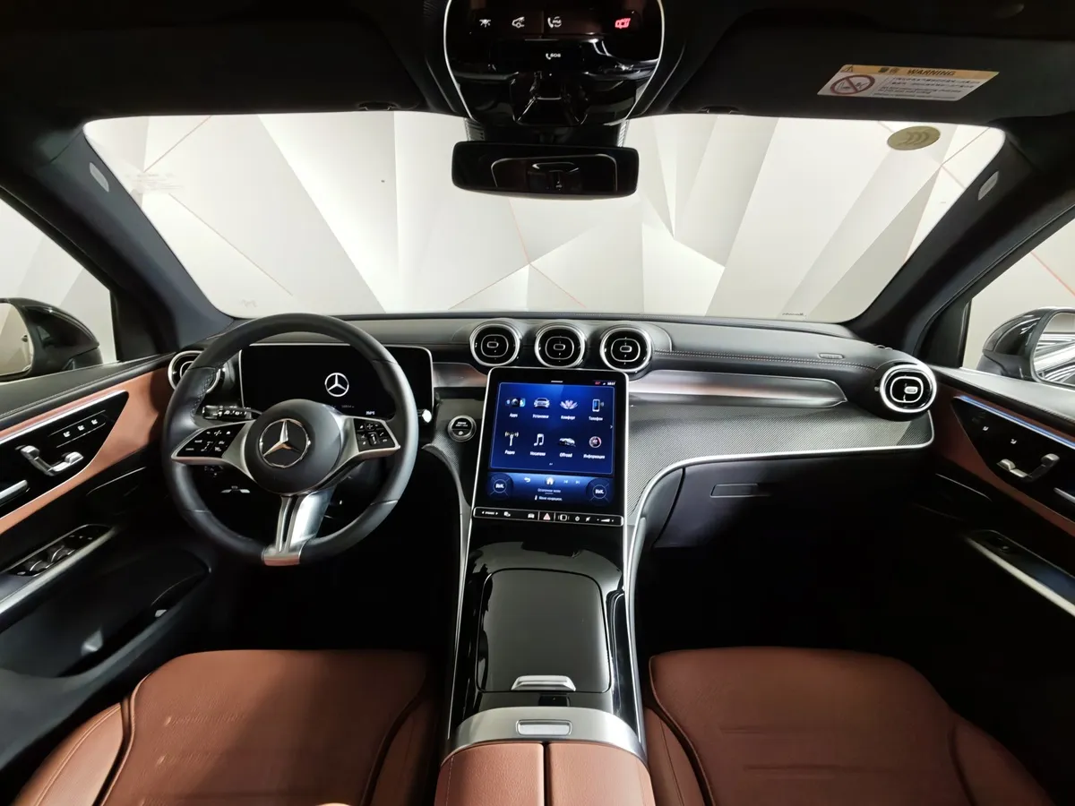 Mercedes-Benz GLC 260 L 9G-TRONIC 4MATIC (204 л.с.) Luxury Черный в АВИЛОН. Слайд №14
