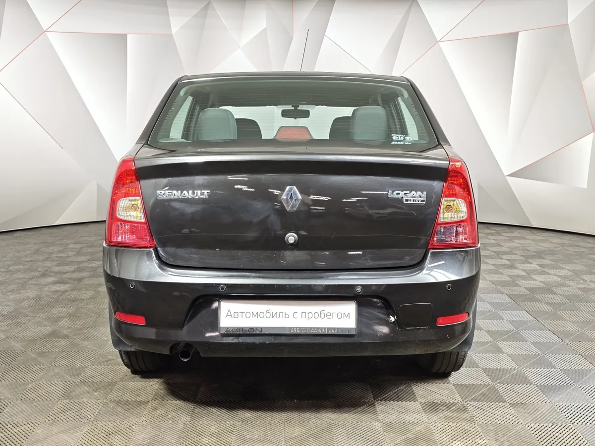 Renault Logan 1.6 AT (102 л.с.) Черный в АВИЛОН. Слайд №8