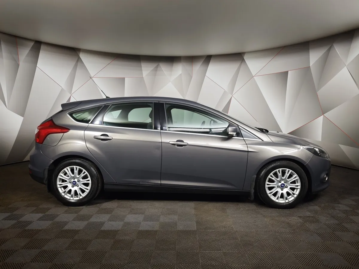 Ford Focus 2.0 PowerShift (150 л.с.) Titanium Коричневый в АВИЛОН. Слайд №6