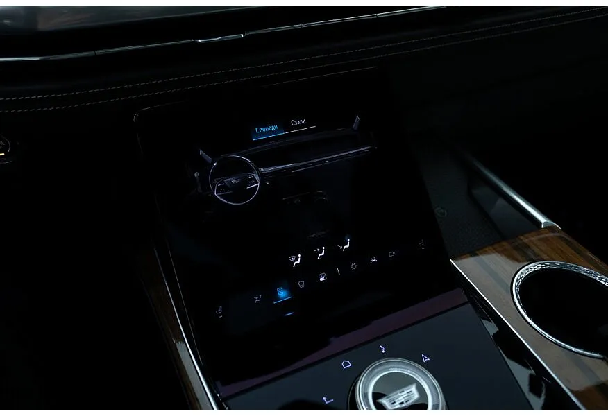 Cadillac Escalade 6.2 ESV AT AWD (420 л.с.) Sport Platinum Черный в АВИЛОН. Слайд №17