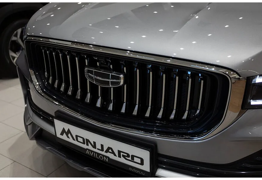 Geely Monjaro 2.0T 8AT 4WD (238 л.с.) Flagship Серебристый в АВИЛОН. Слайд №23