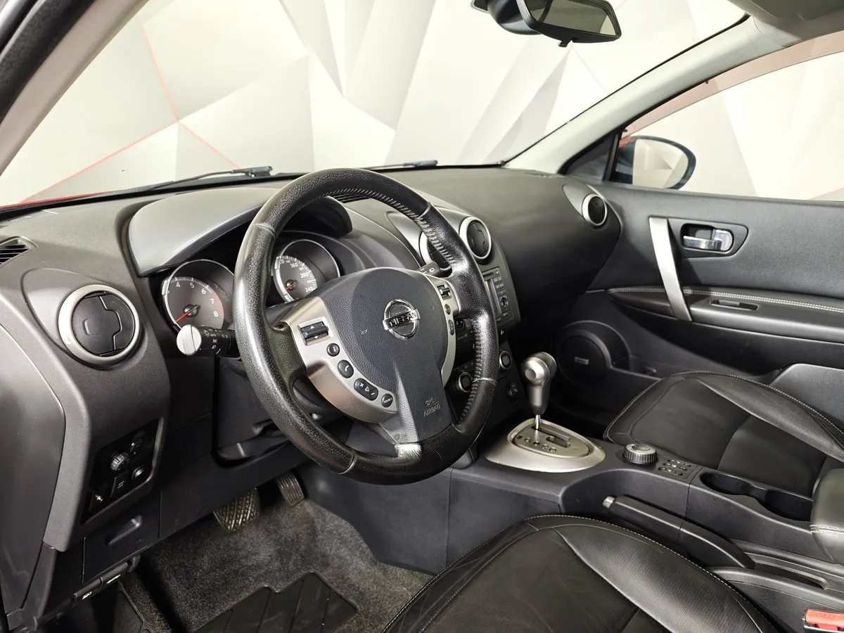 Nissan Qashqai 2.0 CVT AWD (141 л.с.) Красный в АВИЛОН. Слайд №18