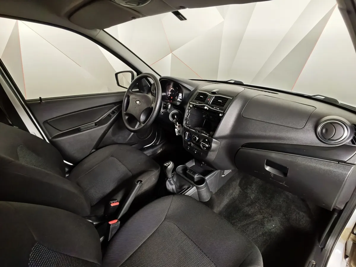 ВАЗ (Lada) Granta 1.6 MT (87 л.с.) Белый в АВИЛОН. Слайд №12