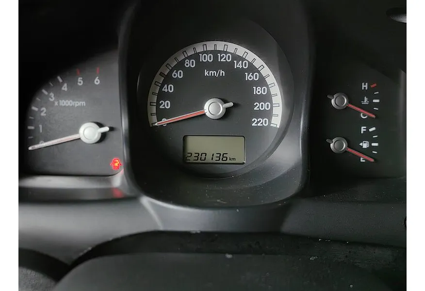 АВИЛОН - Kia Sportage 2.0 CRDi AT 4WD (112 л.с.) Серебристый - slide 16