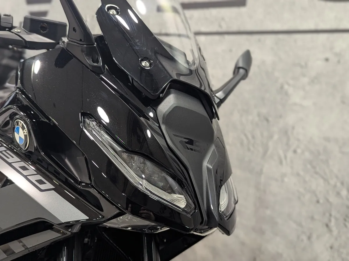 BMW Motorrad R 1300 RS 1300 см³ (145 л.с.) (145) 1300 Черный в АВИЛОН. Слайд №6