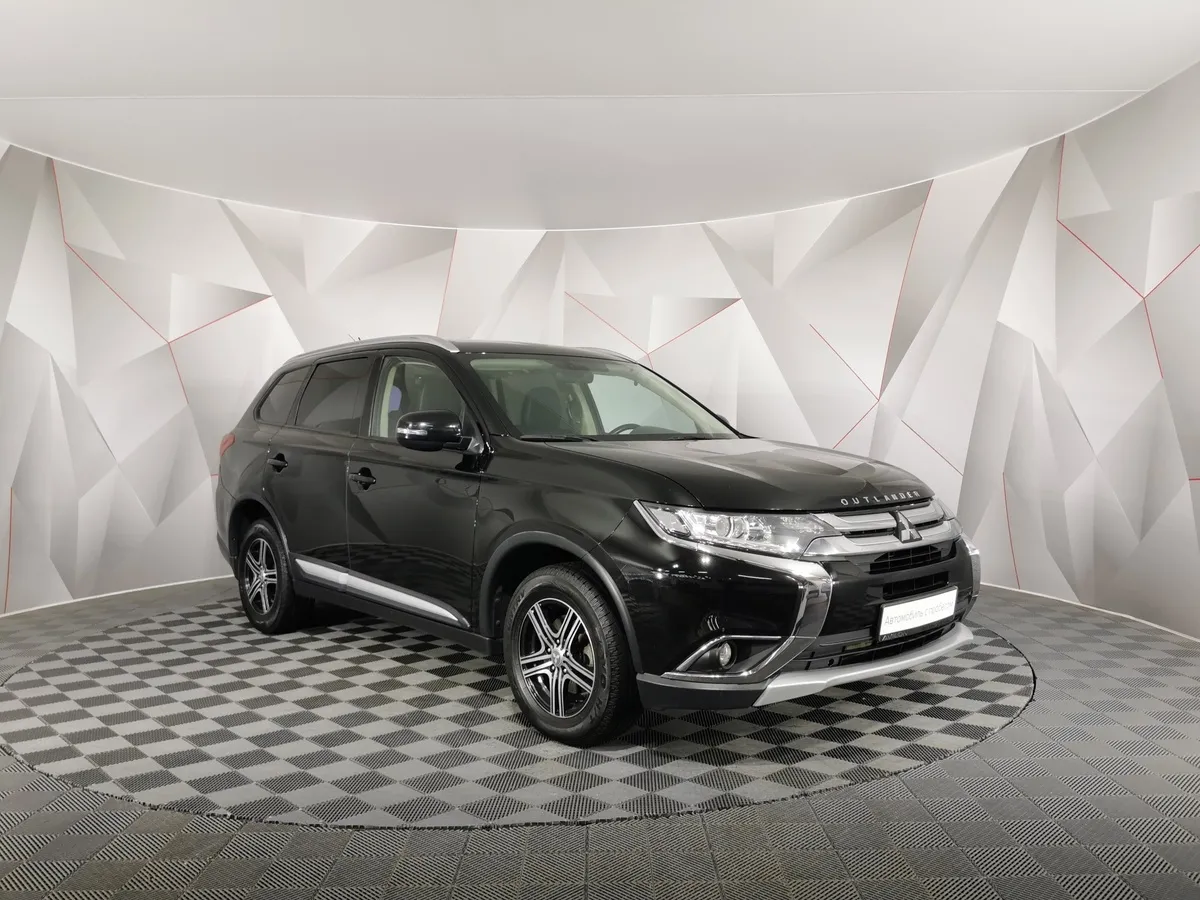 Mitsubishi Outlander 2.0 CVT 4WD (146 л.с.) Черный в АВИЛОН. Слайд №3