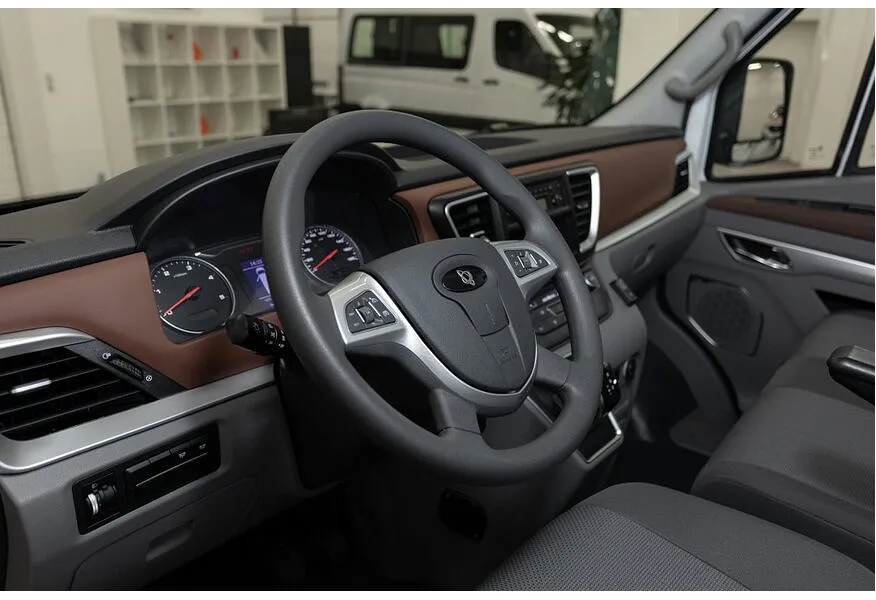 Sollers SF5 VAN 2.7D AT RWD SRW (150 л.с.) L3H2 3.5T Белый в АВИЛОН. Слайд №8