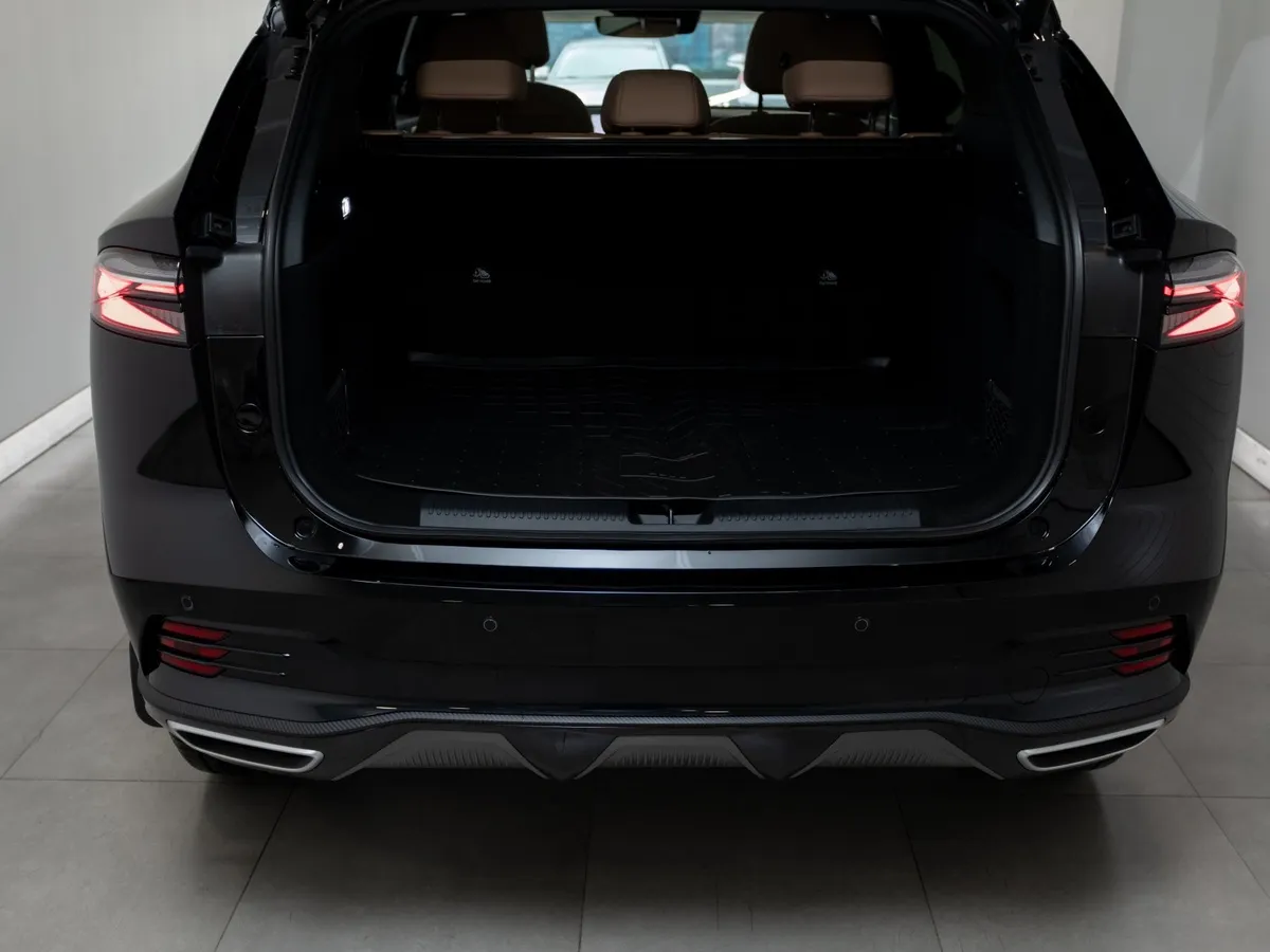 Москвич М70 1.5 DCT FWD (150 л.с.) Драйв Черный в АВИЛОН. Слайд №14