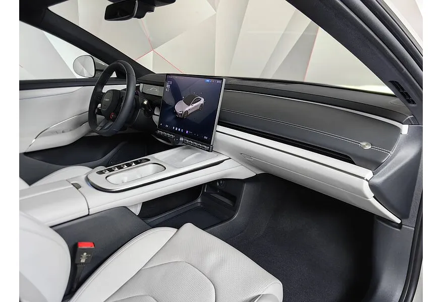 Xiaomi SU7 AT 4WD (673 л.с.) Max Серый в АВИЛОН. Слайд №13