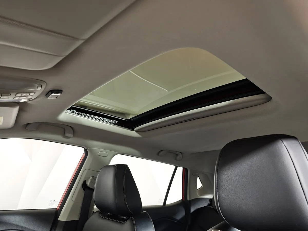 Москвич 3 1.5 CVT (150 л.с.) Comfort Красный в АВИЛОН. Слайд №22