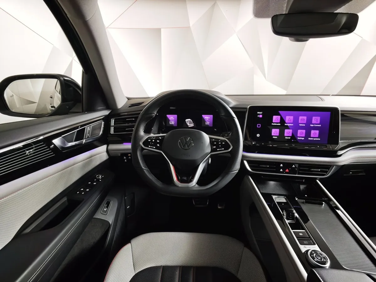 Volkswagen Teramont X 2.0 7DSG AWD (220 л.с.) Top Черный в АВИЛОН. Слайд №18