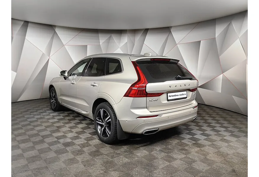 Volvo XC60 2.0 T5 AT AWD (249 л.с.) Inscription Бежевый в АВИЛОН. Слайд №4