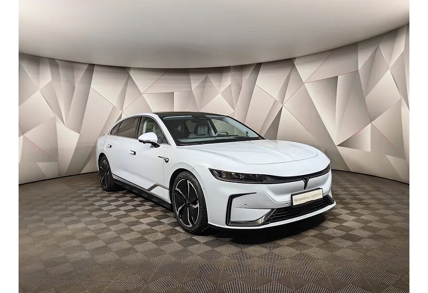 Voyah Passion EV AT AWD (510 л.с.) Синий в АВИЛОН. Слайд №3