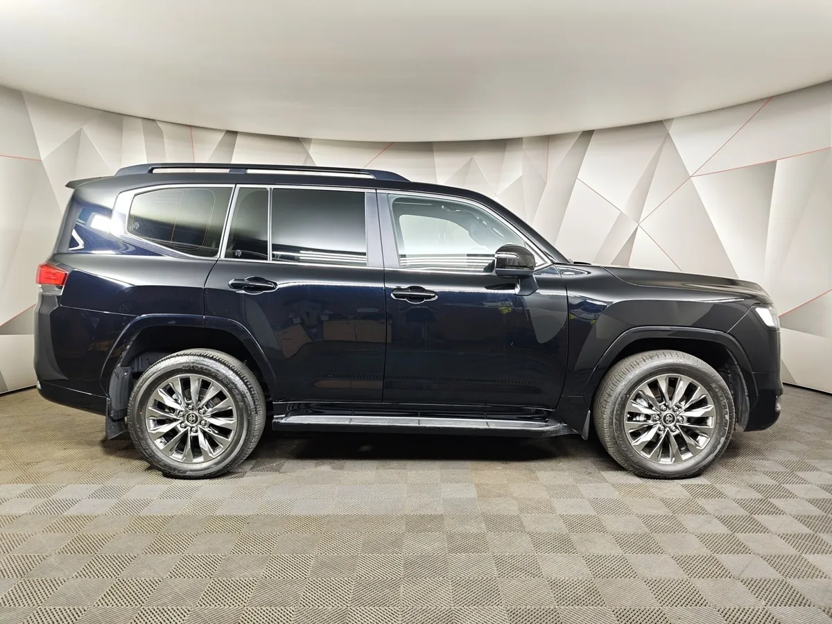 Toyota Land Cruiser 3.4 V6 AT 4WD (299 л.с.) 70th Anniversary Черный в АВИЛОН. Слайд №6