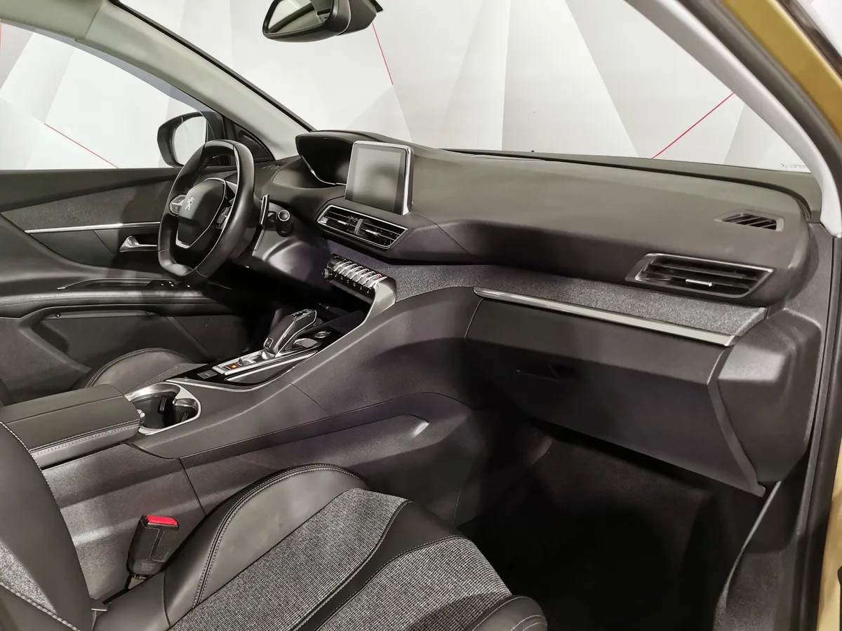 Peugeot 3008 2.0 BlueHDi AT (150 л.с.) Allure Коричневый в АВИЛОН. Слайд №12
