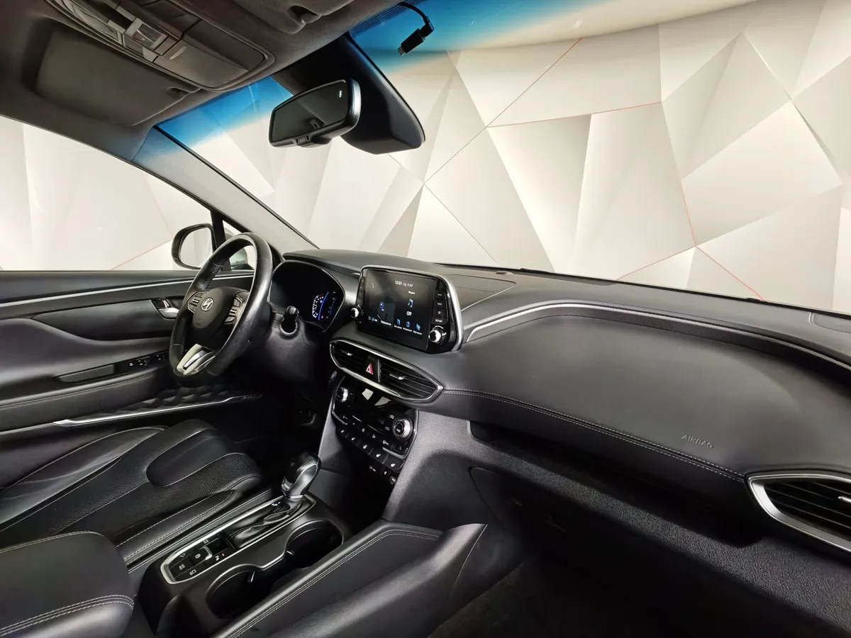 Hyundai Santa Fe 2.4 (188 л.с.) - 6AT Premier Серебристый в АВИЛОН. Слайд №12