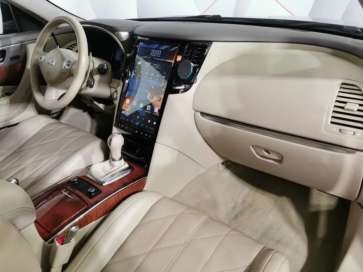 Infiniti QX70 3.7 AT AWD (333 л.с.) Черный в АВИЛОН. Слайд №12