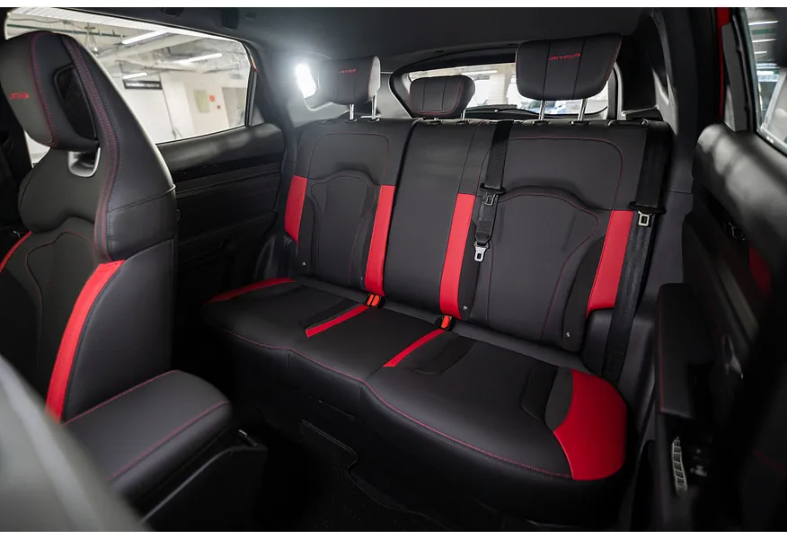 АВИЛОН - JETOUR Dashing 1.5T 6DCT 2WD (147 л.с.) Comfort Черный - slide 8