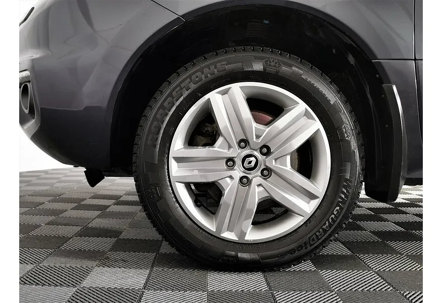 Renault Koleos 2.5 CVT 4x4 (171 л.с.) Серый в АВИЛОН. Слайд №9