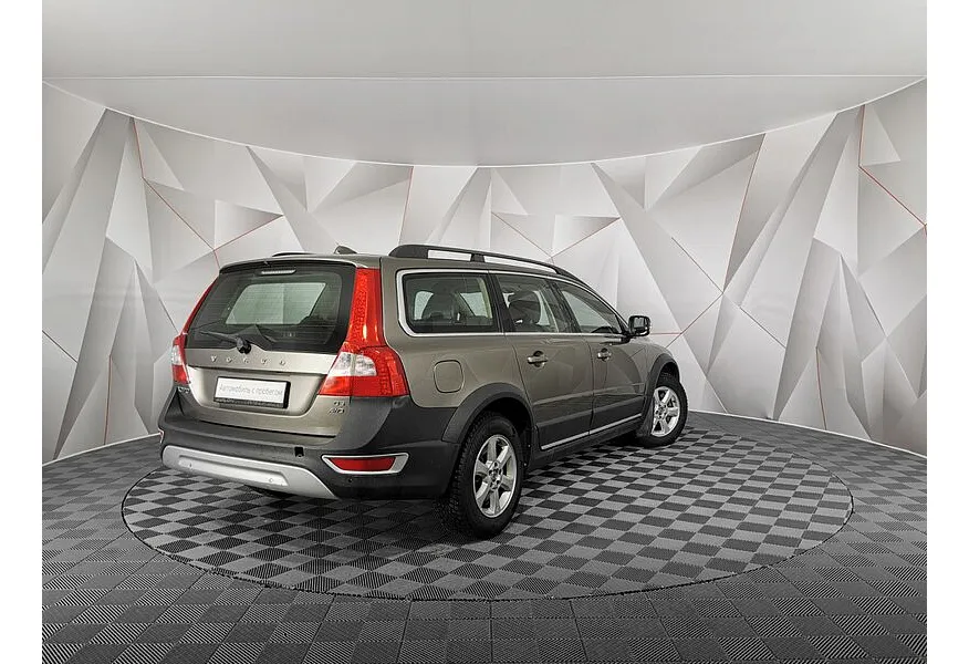 Volvo XC70 2.4 D5 Geartronic AWD (185 л.с.) Коричневый в АВИЛОН. Слайд №2