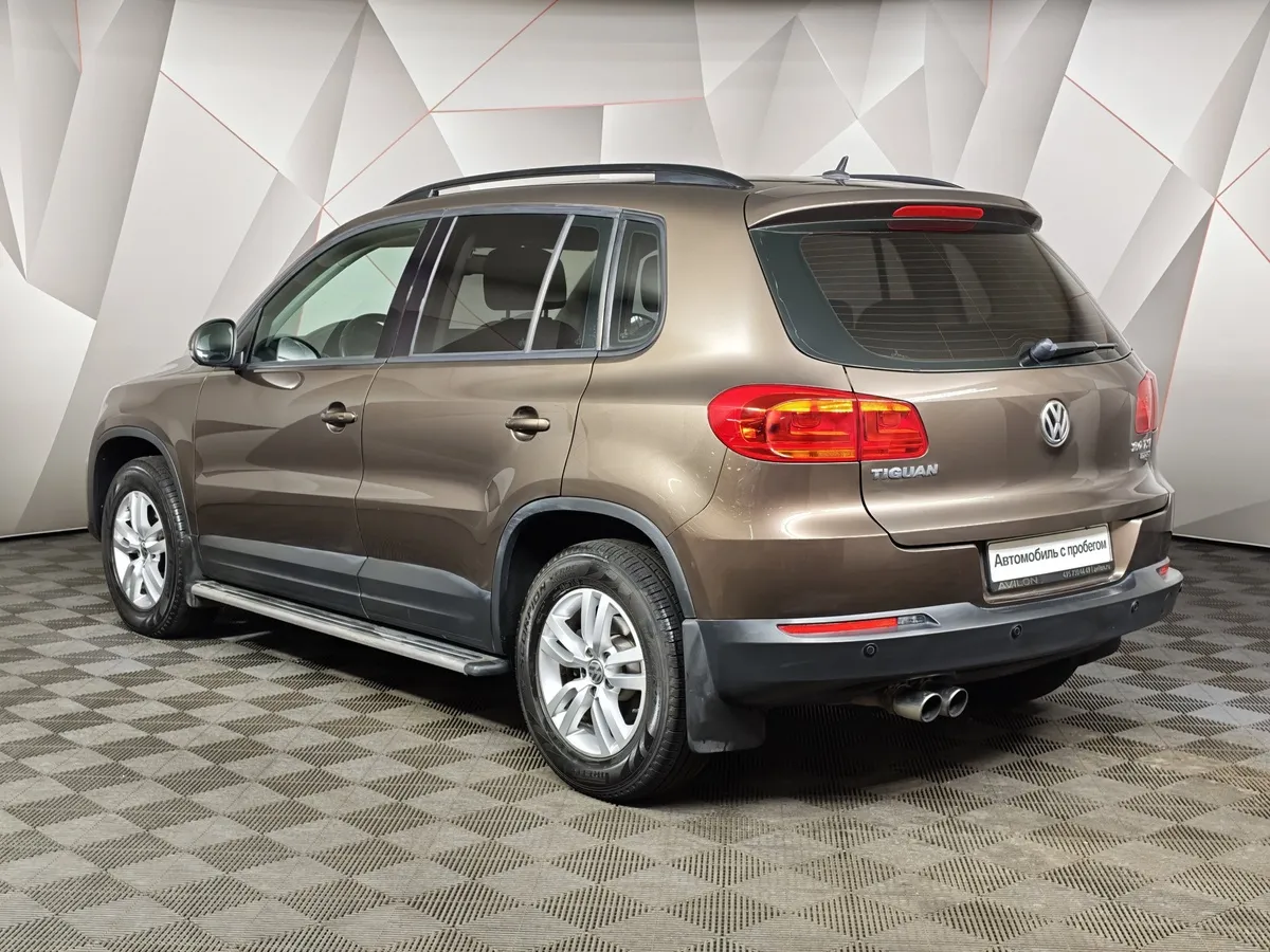 Volkswagen Tiguan 2.0 TSI 4Motion AT (170 л.с.) Track & Field Коричневый в АВИЛОН. Слайд №4