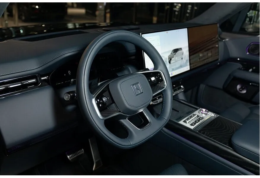 Zeekr 9X 2.0h AT 4WD (1177 л.с.) Ultra Черный в АВИЛОН. Слайд №13