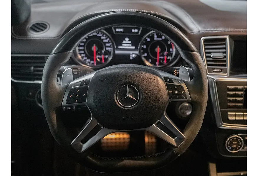 LIVE. Слайд №9