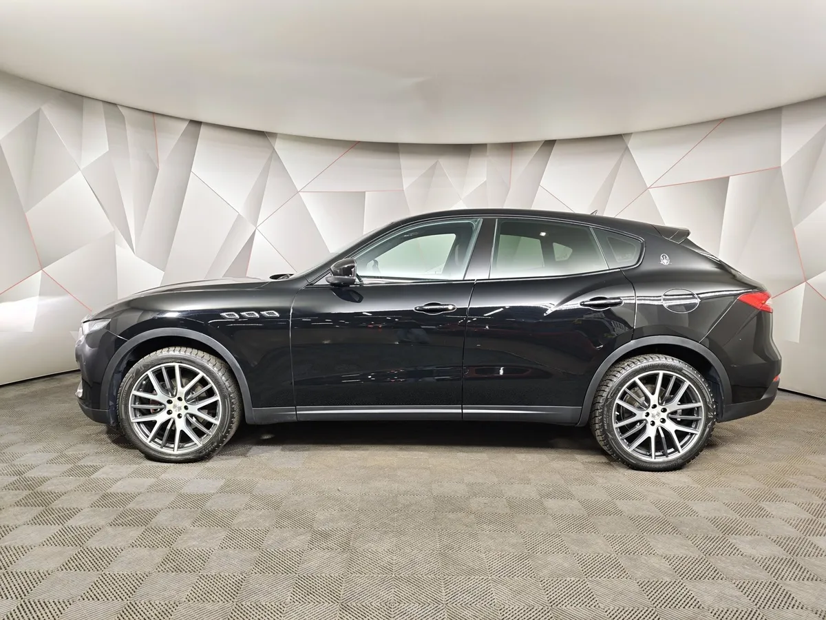 Maserati Levante Diesel 3.0 V6 AT (275 л.с.) Gransport Черный в АВИЛОН. Слайд №5