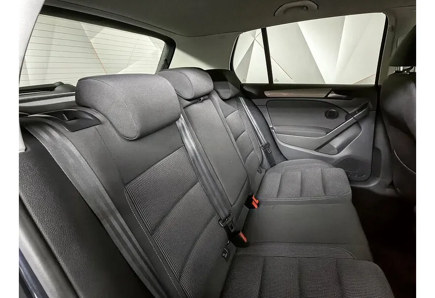 Volkswagen Golf 1.6 DSG (102 л.с.) Trendline Синий в АВИЛОН. Слайд №15