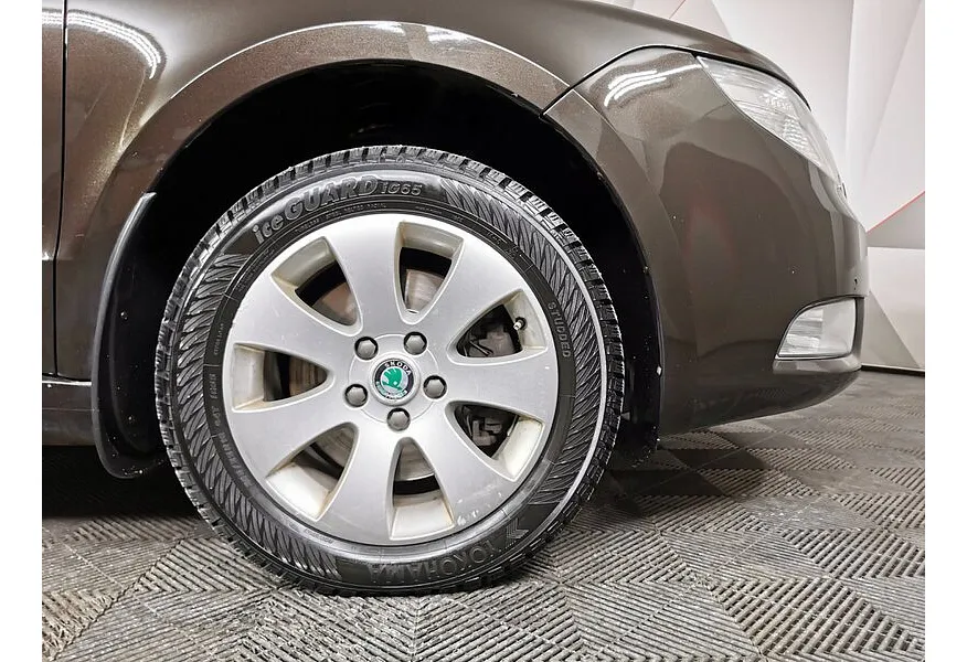 LIVE. Слайд №16