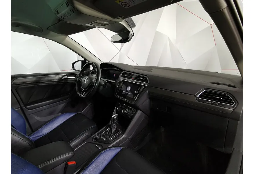 Volkswagen Tiguan 1.4 TSI 4Motion DSG (150 л.с.) Highline Белый в АВИЛОН. Слайд №13