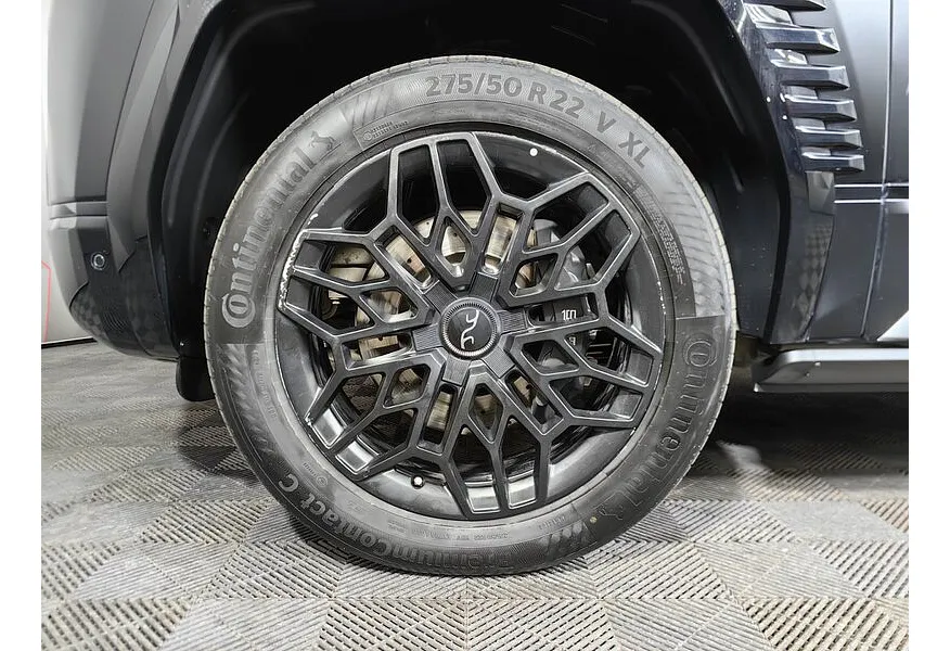 BYD Yangwang U8 2.0T PHEV AT AWD (1197 л.с.) Deluxe Edition Черный в АВИЛОН. Слайд №9