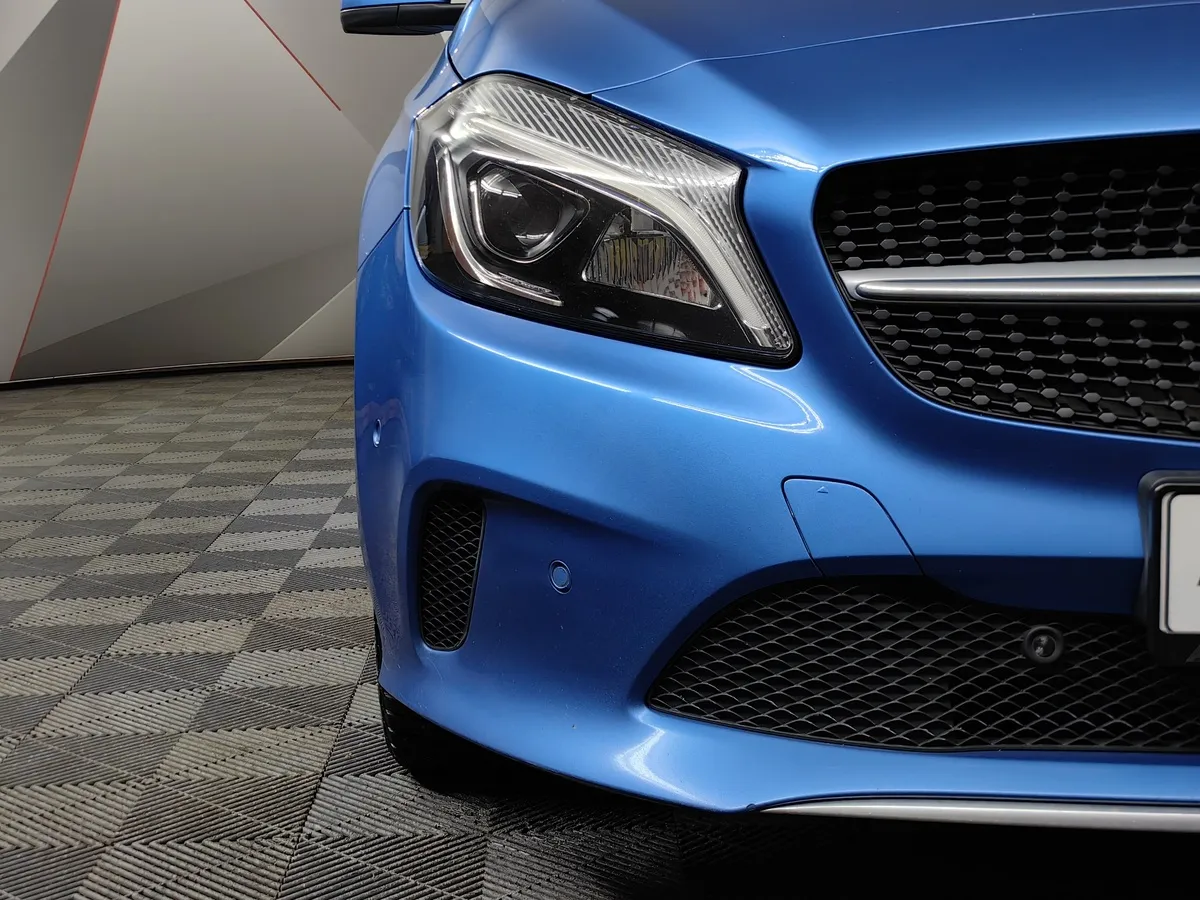 Mercedes-Benz A-Класс 180 7G-DCT (122 л.с.) Голубой в АВИЛОН. Слайд №10