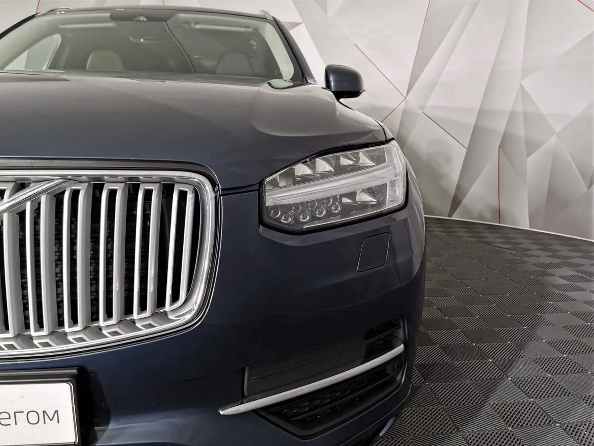 Volvo XC90 2.0 D5 Drive-E AT AWD (7 мест) (235 л.с.) Inscription Голубой в АВИЛОН. Слайд №10
