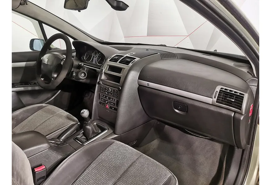 Peugeot 407 2.0 AT (136 л.с.) Серый в АВИЛОН. Слайд №10