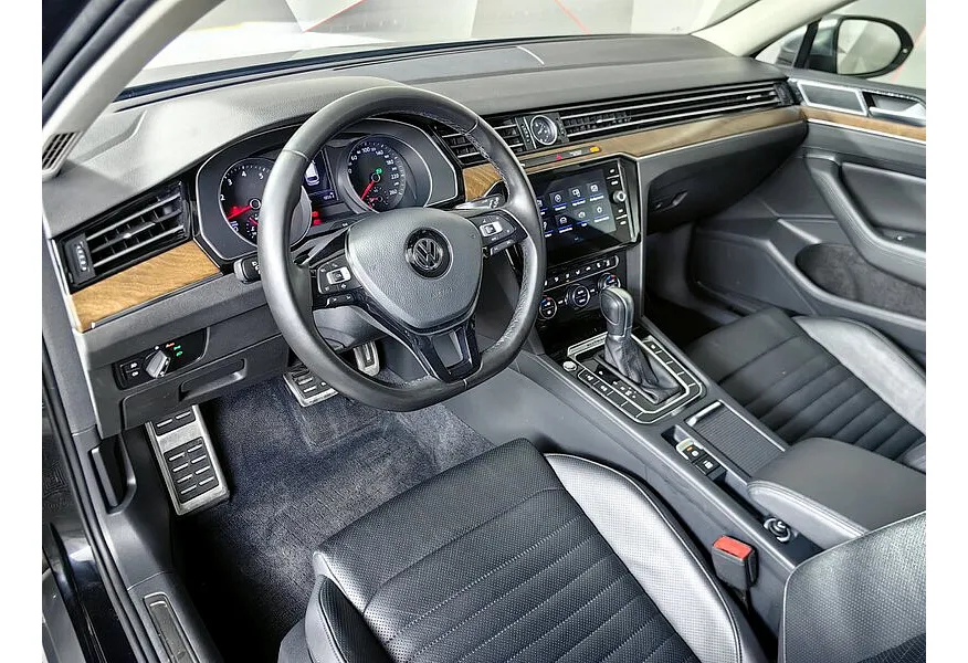 АВИЛОН - Volkswagen Passat 2.0 TSI BlueMotion DSG 4motion (220 л.с.) Черный - slide 10