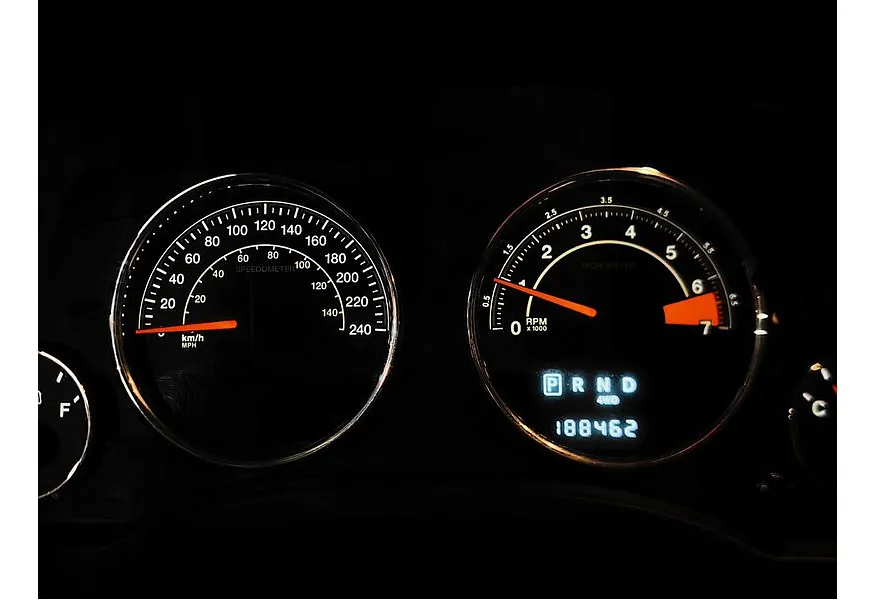 Jeep Compass 2.4 AT AWD (170 л.с.) Limited Синий в АВИЛОН. Слайд №17