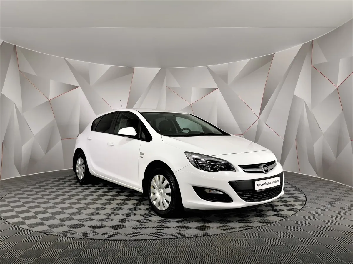 Opel Astra 1.6 AT (115 л.с.) Белый в АВИЛОН. Слайд №3