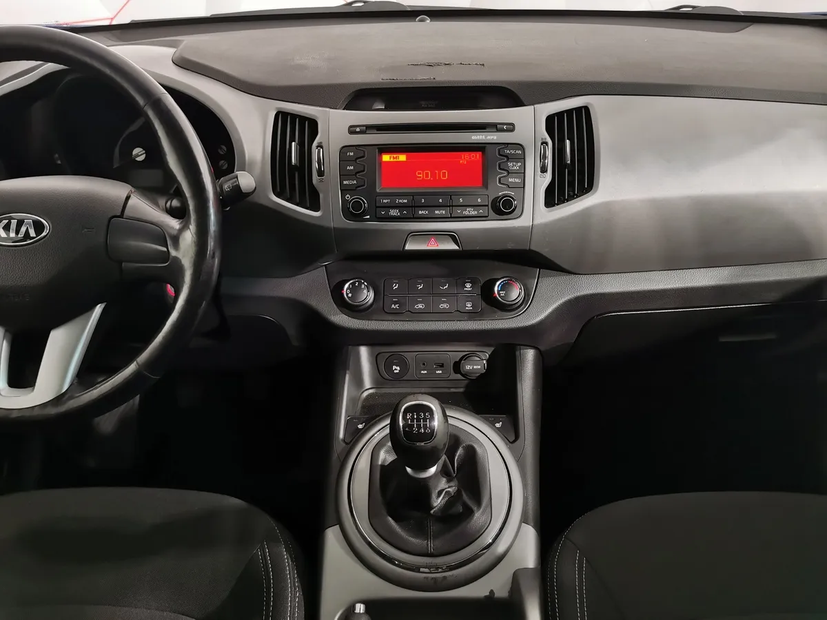 Kia Sportage 2.0 AT 4WD (150 л.с.) Luxe Синий в АВИЛОН. Слайд №14