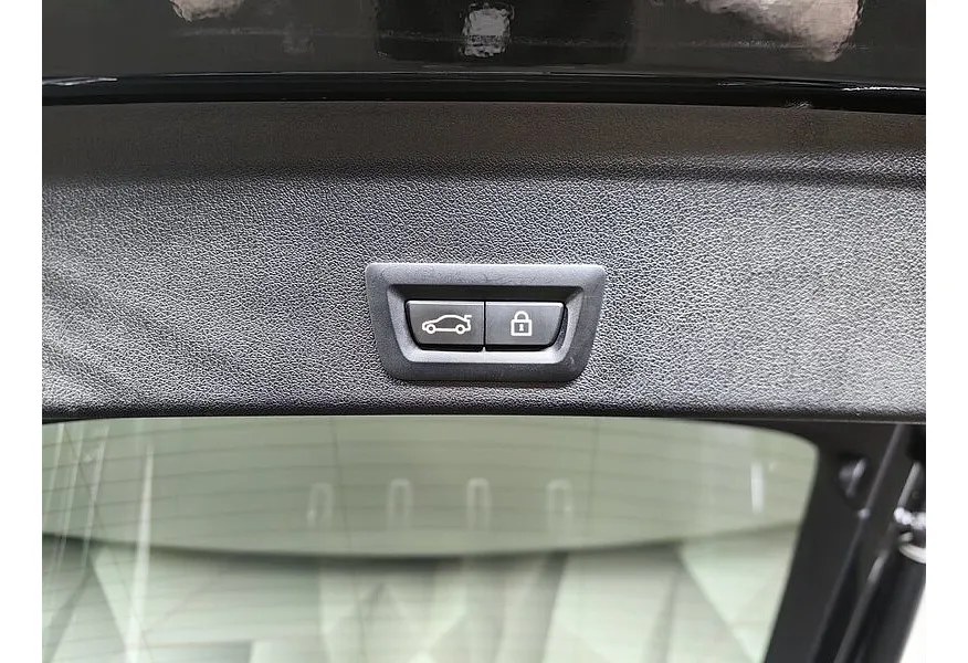 BMW X6 3.0 AT xDrive30d (249 л.с.) Черный в АВИЛОН. Слайд №16