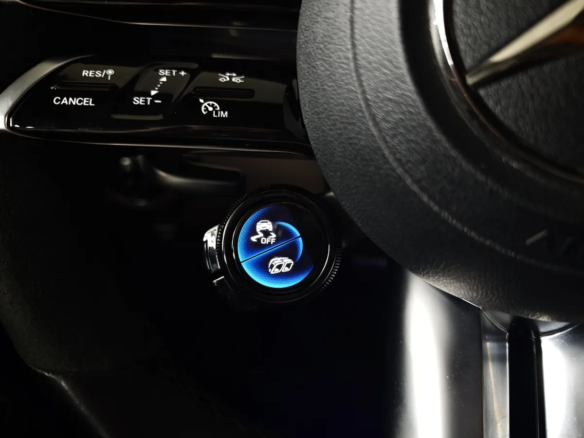 Mercedes-Benz E-Класс E 53 4MATIC+ 9G-TRONIC (435 л.с.) Особая серия Белый в АВИЛОН. Слайд №28