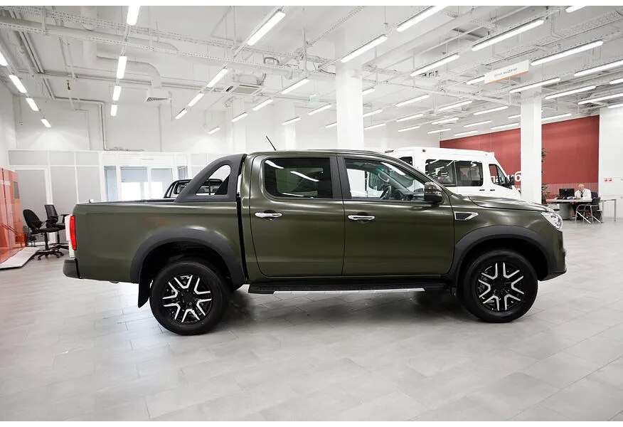 Sollers ST8 2.0D 6MT AWD (136 л.с.) Luxe Зеленый в АВИЛОН. Слайд №4