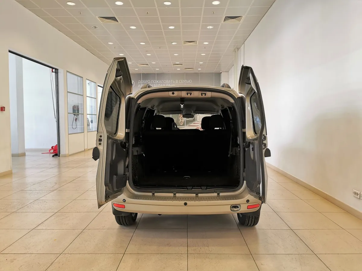 ВАЗ (Lada) Largus 1.6 MT 16 кл (5 мест) (105 л.с.) Серый в АВИЛОН. Слайд №11
