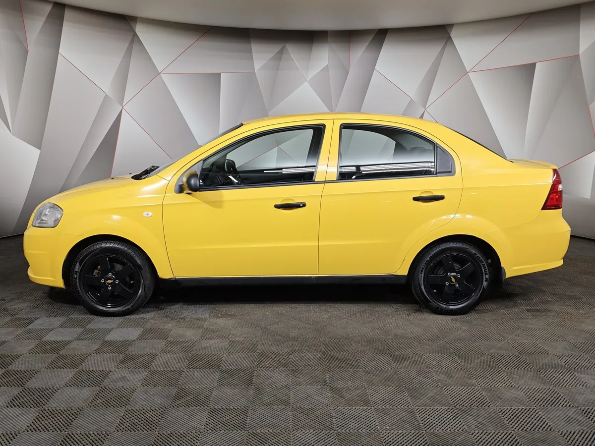 Chevrolet Aveo 1.2 MT (84 л.с.) Желтый в АВИЛОН. Слайд №5
